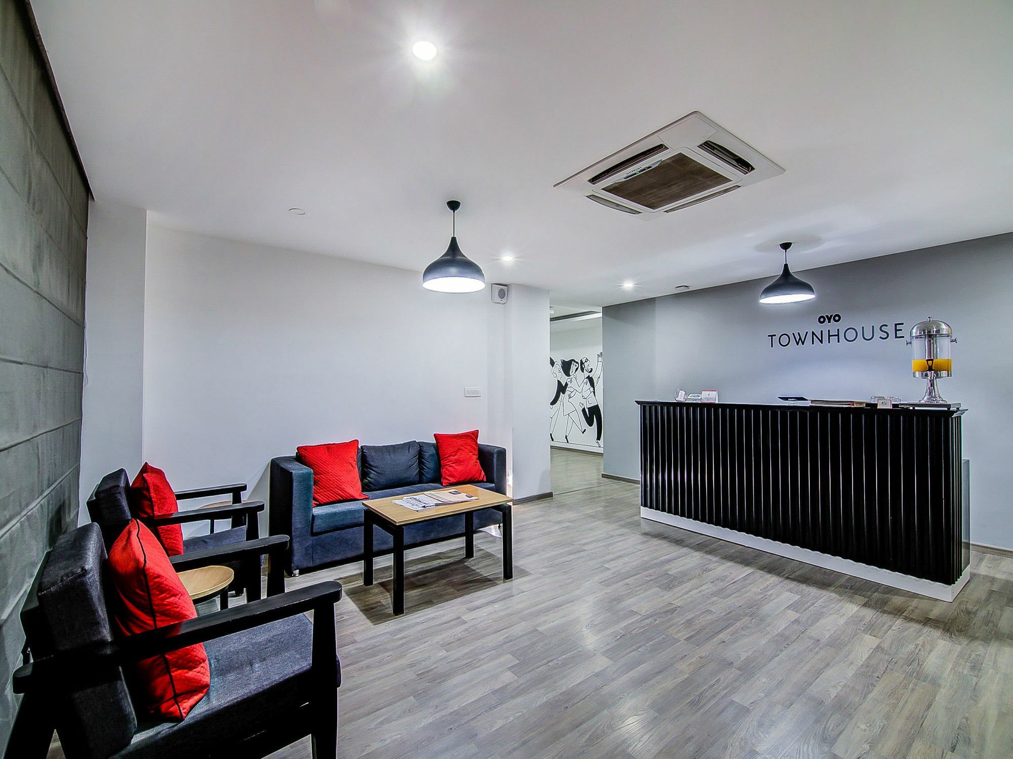 Oyo Townhouse 034 -Halcyon Hitech City Road Hyderabad Eksteriør billede