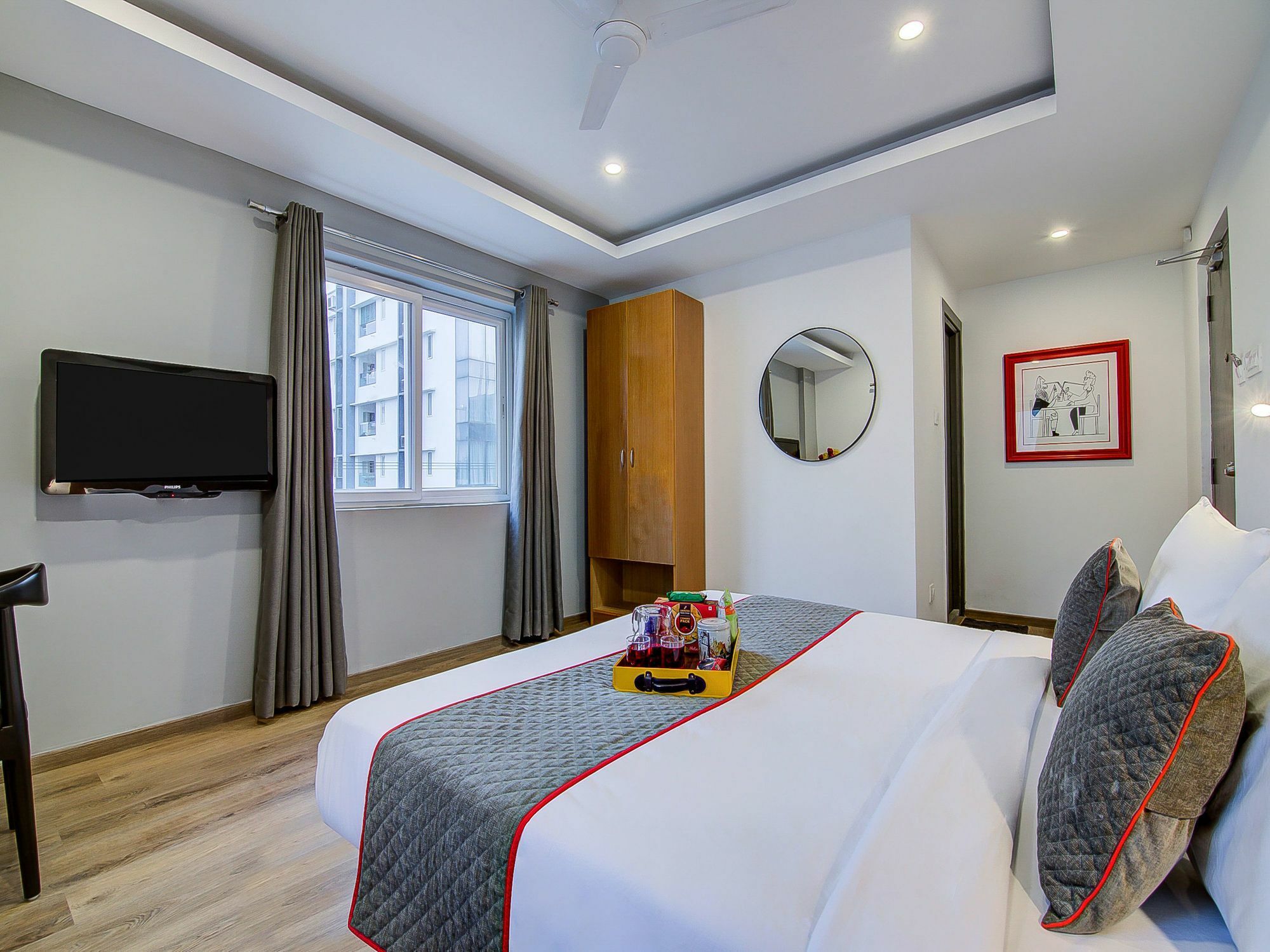 Oyo Townhouse 034 -Halcyon Hitech City Road Hyderabad Eksteriør billede