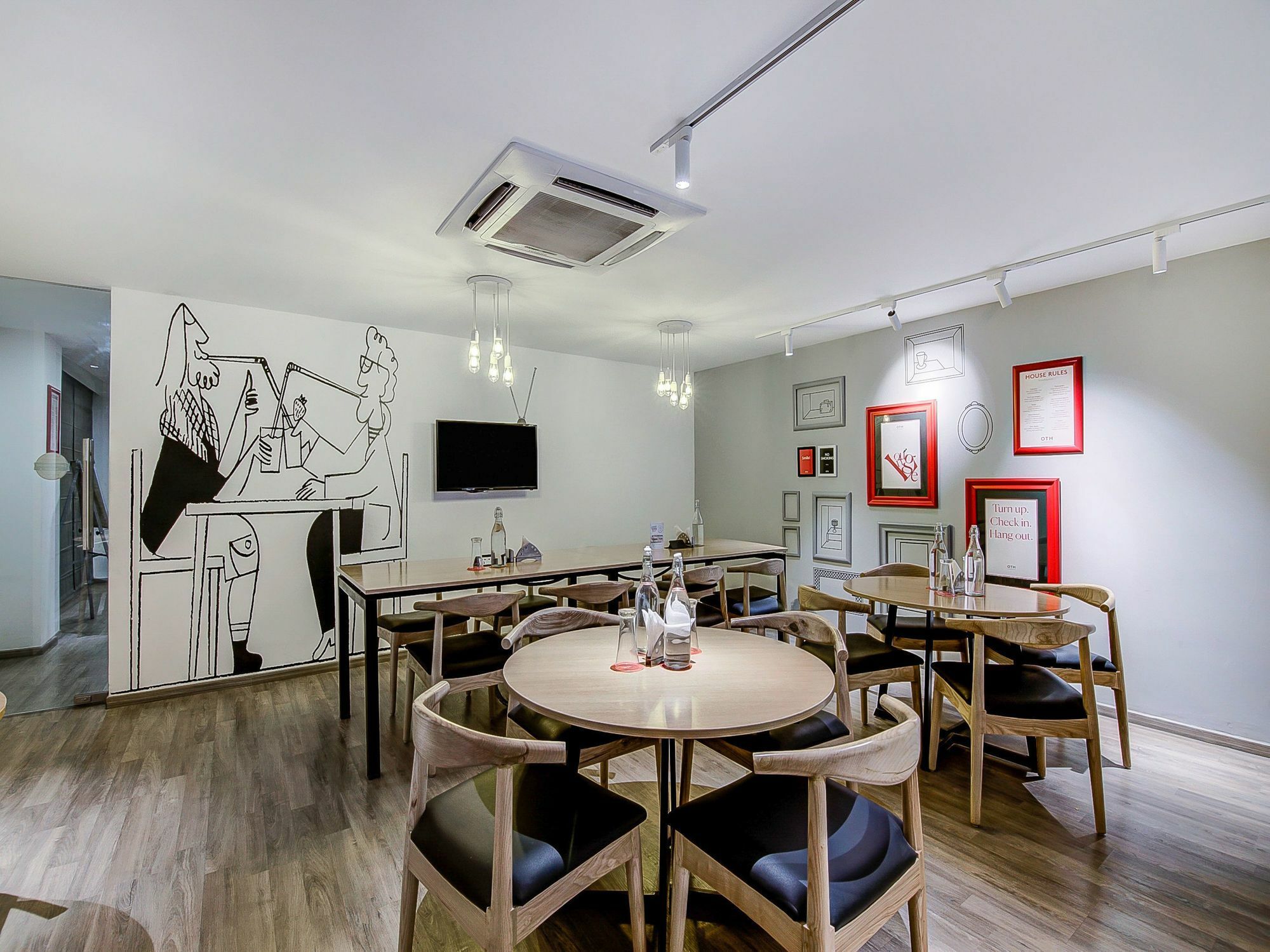 Oyo Townhouse 034 -Halcyon Hitech City Road Hyderabad Eksteriør billede
